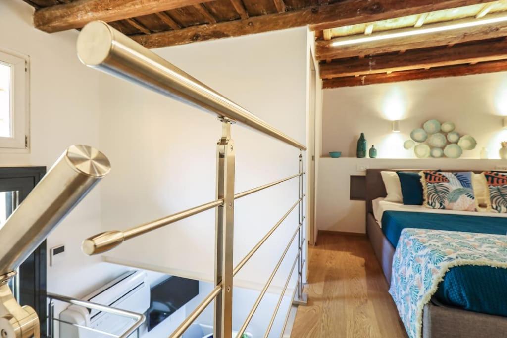 Cozy Loft Navigli, Close To Duomo And Bocconi - Italy Flat Vacation Милано Екстериор снимка