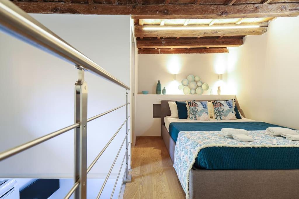 Cozy Loft Navigli, Close To Duomo And Bocconi - Italy Flat Vacation Милано Екстериор снимка